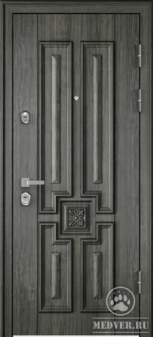 Сейфовая дверь в квартиру-13